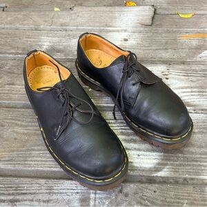 Vintage 1990s Dr. Martens Black Leather women's Shoes, Made in England. Size 8